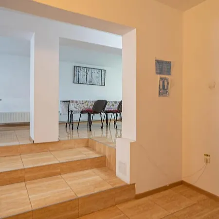 Casa Zura * Буштени